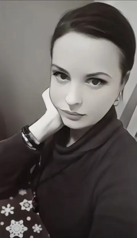 Almila 🍎 görseli