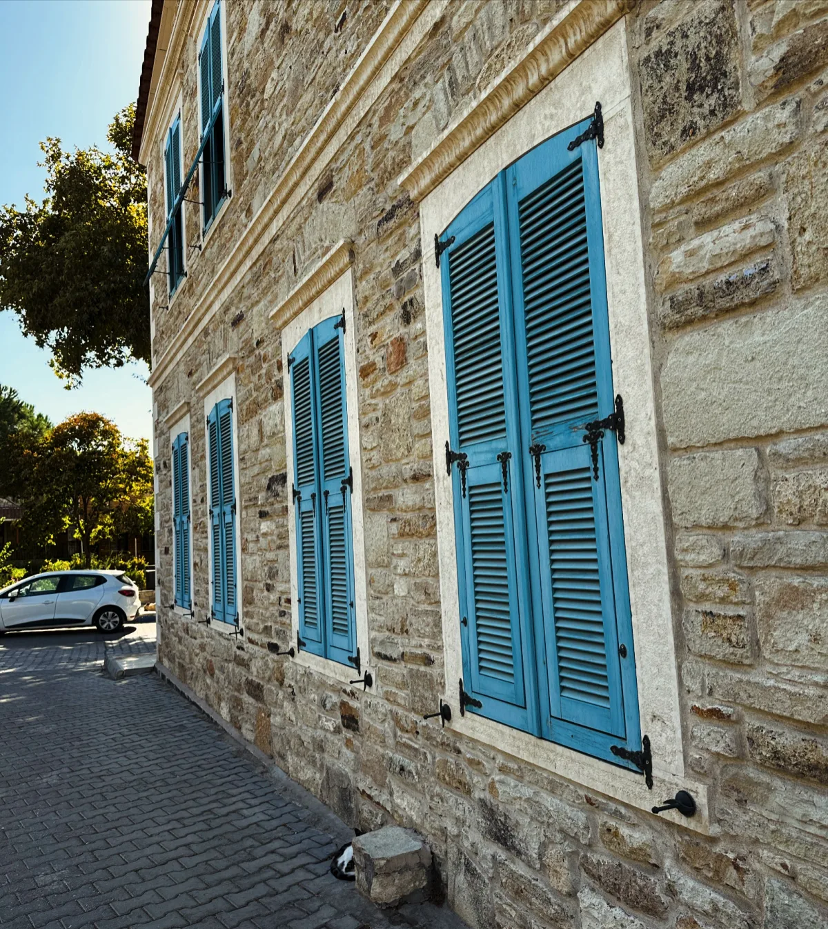 ÇIKMAZ SOKAK